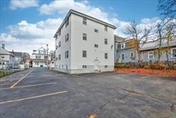 Building Photo - 14 W Water St