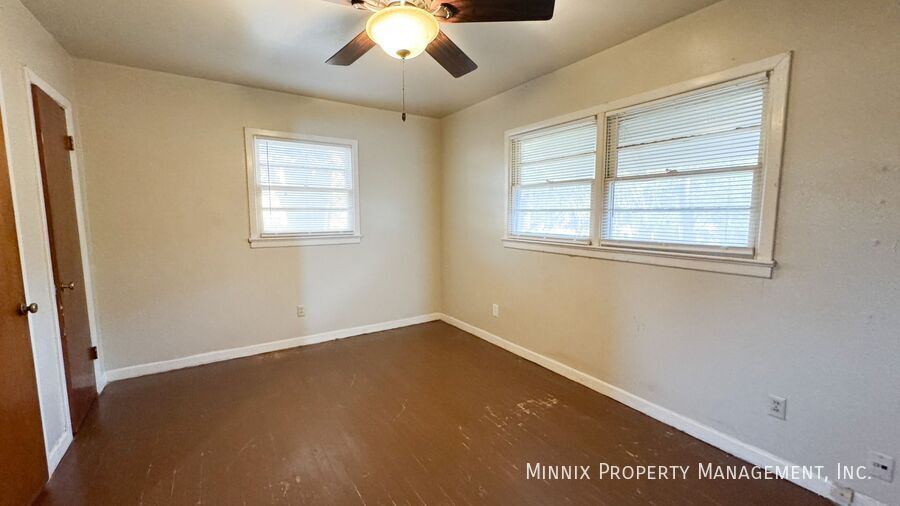 Building Photo - 4411 45th St