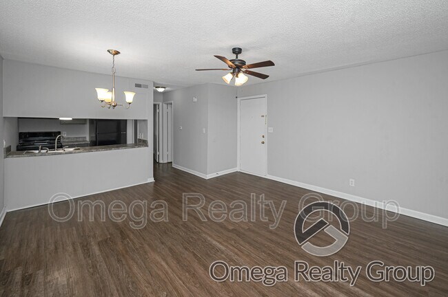 Building Photo - 1936 2nd St NE