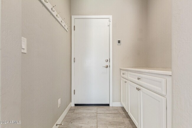 Building Photo - 21366 W Almeria Rd