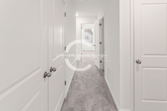 Building Photo - 303 Aldgate Wy