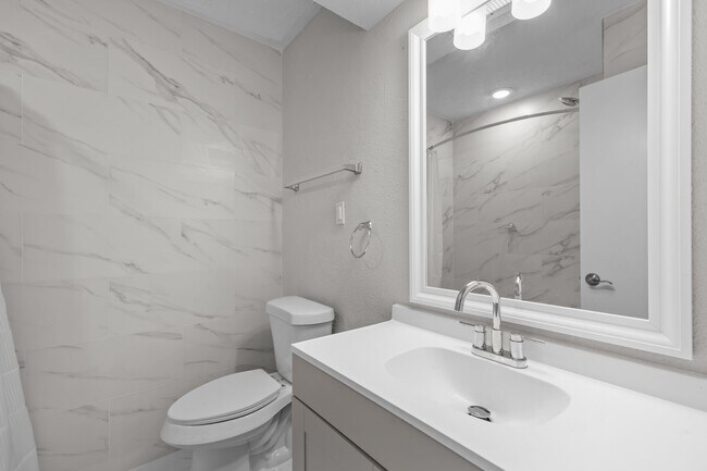 Building Photo - 6639 Indian Falls Dr