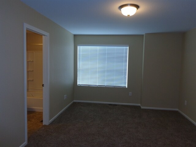 Building Photo - 5550 N Lisbon St