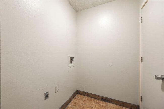 Building Photo - 507 N 37th St