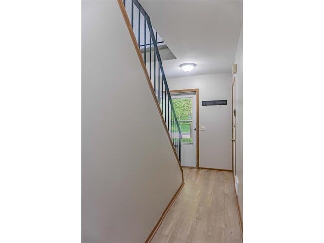 Building Photo - 17494 Pond Cir
