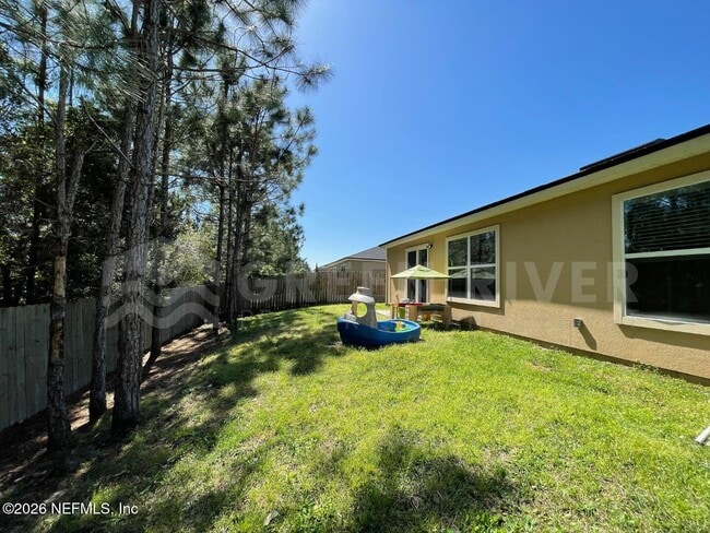 Building Photo - 15366 Bareback Dr