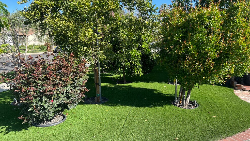 Building Photo - 7728 Sausalito Ave