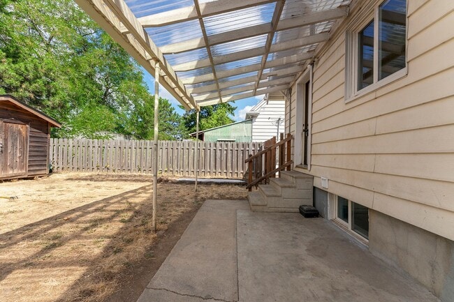 Building Photo - 6833 N Missouri Ave