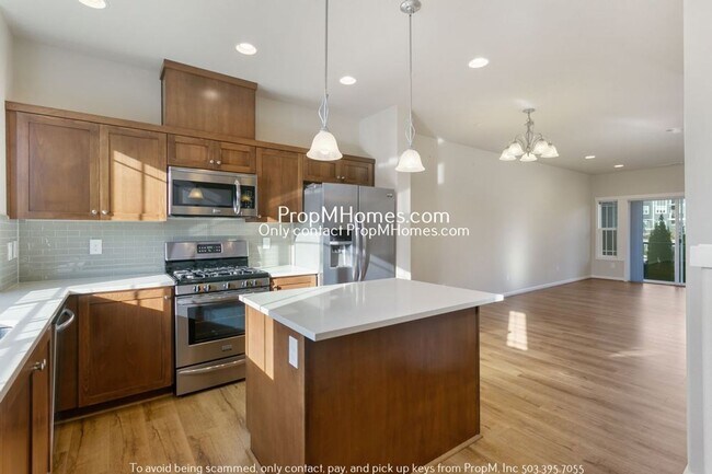 Building Photo - Great Two Bedroom Home In Sherwood! ~Must See The Balcony!