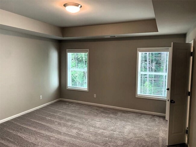 Building Photo - 123 Millers Ln