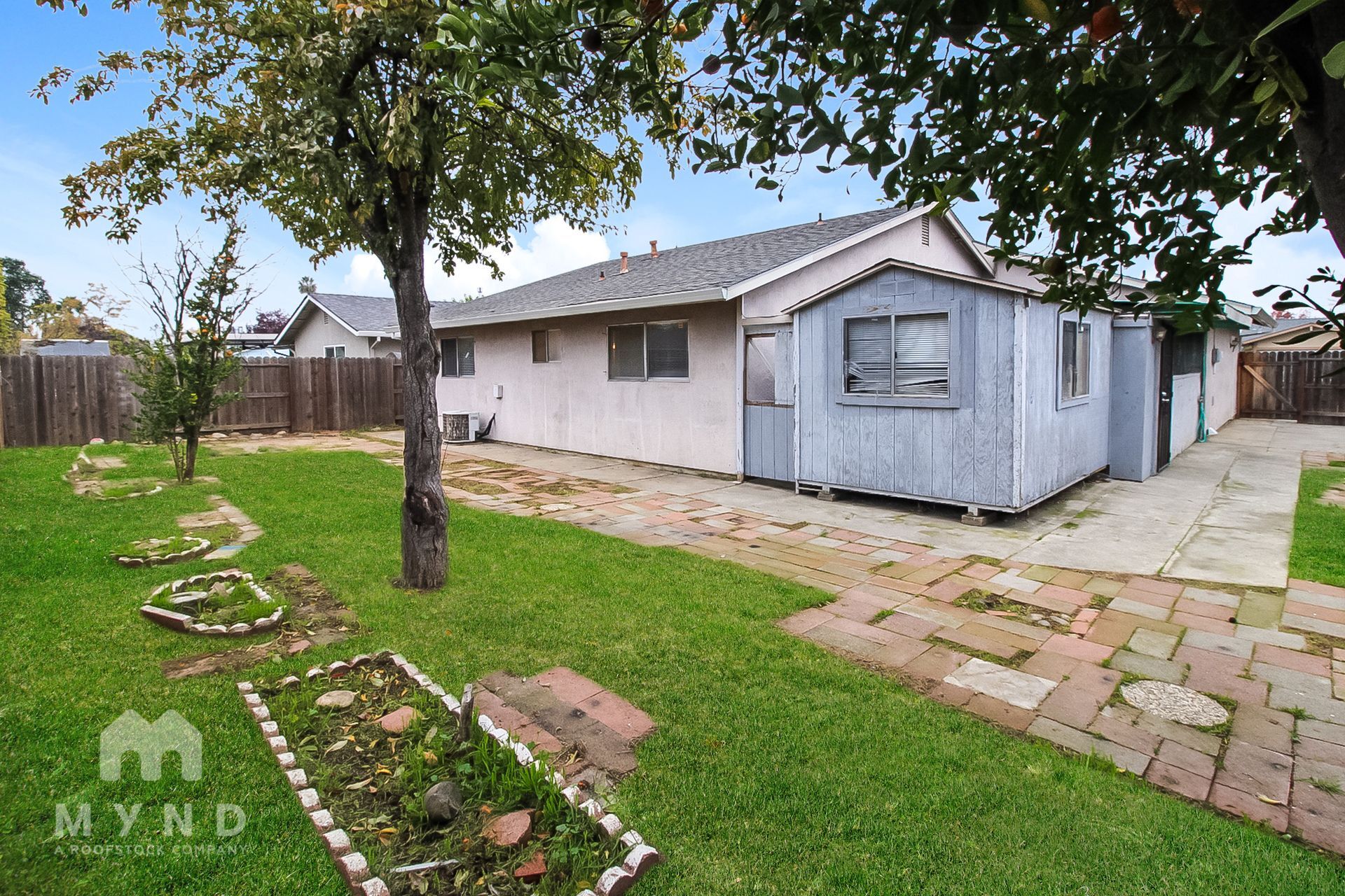 Building Photo - 7304 Lawnwood Dr