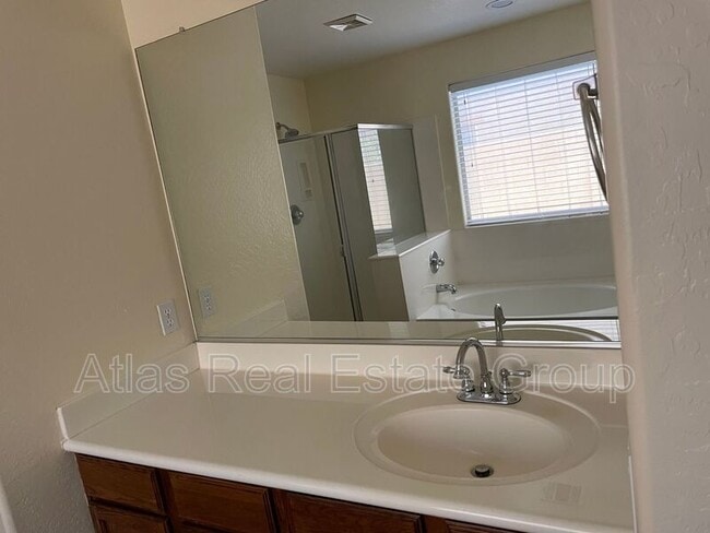 Building Photo - 2408 E Rosario Mission Dr