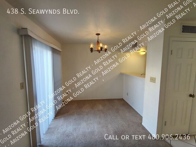 Building Photo - 438 S Seawynds Blvd