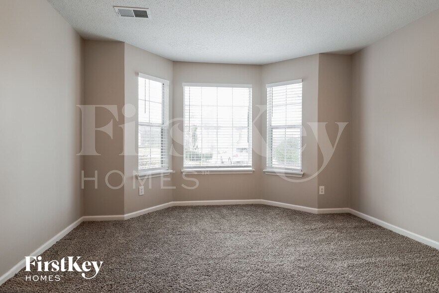 Building Photo - 3217 Ivy Lake Ct