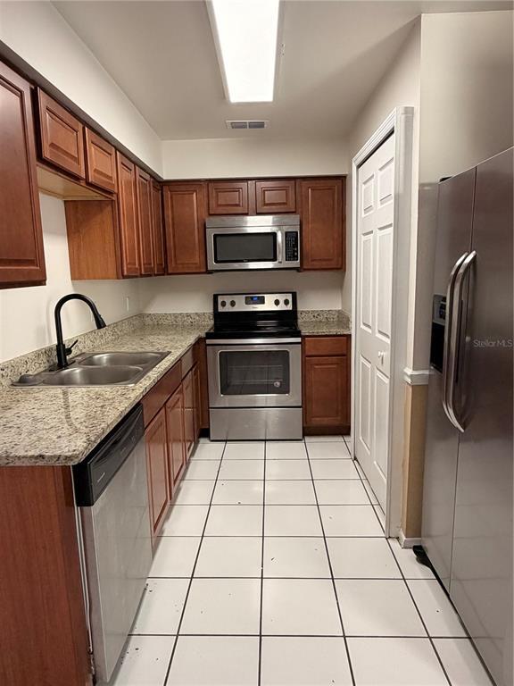 Building Photo - 1275 Woodman Way