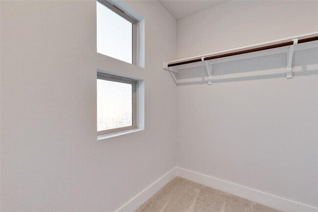 Building Photo - 8607 Cottage Rose Dr