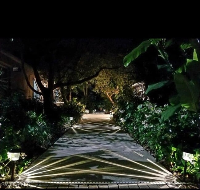 Building Photo - 1136 Michigan Ave