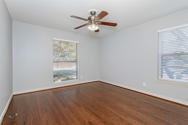 Building Photo - 6556 St Moritz Ave