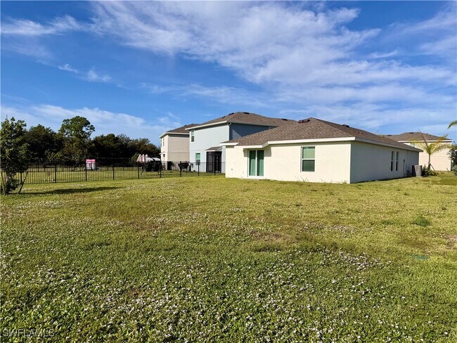 Building Photo - 20281 Caroline Crk Pl