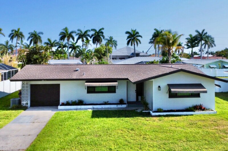 Building Photo - 331 Bayshore Dr