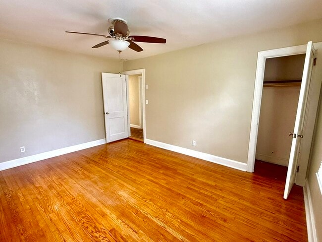Building Photo - 9500 Sturgis St