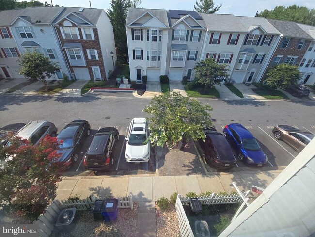 Building Photo - 8868 Goose Landing Cir
