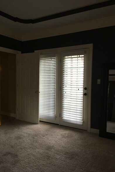 Building Photo - 62 Sommersby Dr