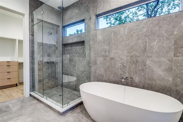 Building Photo - 2315 Hawthorne Ave