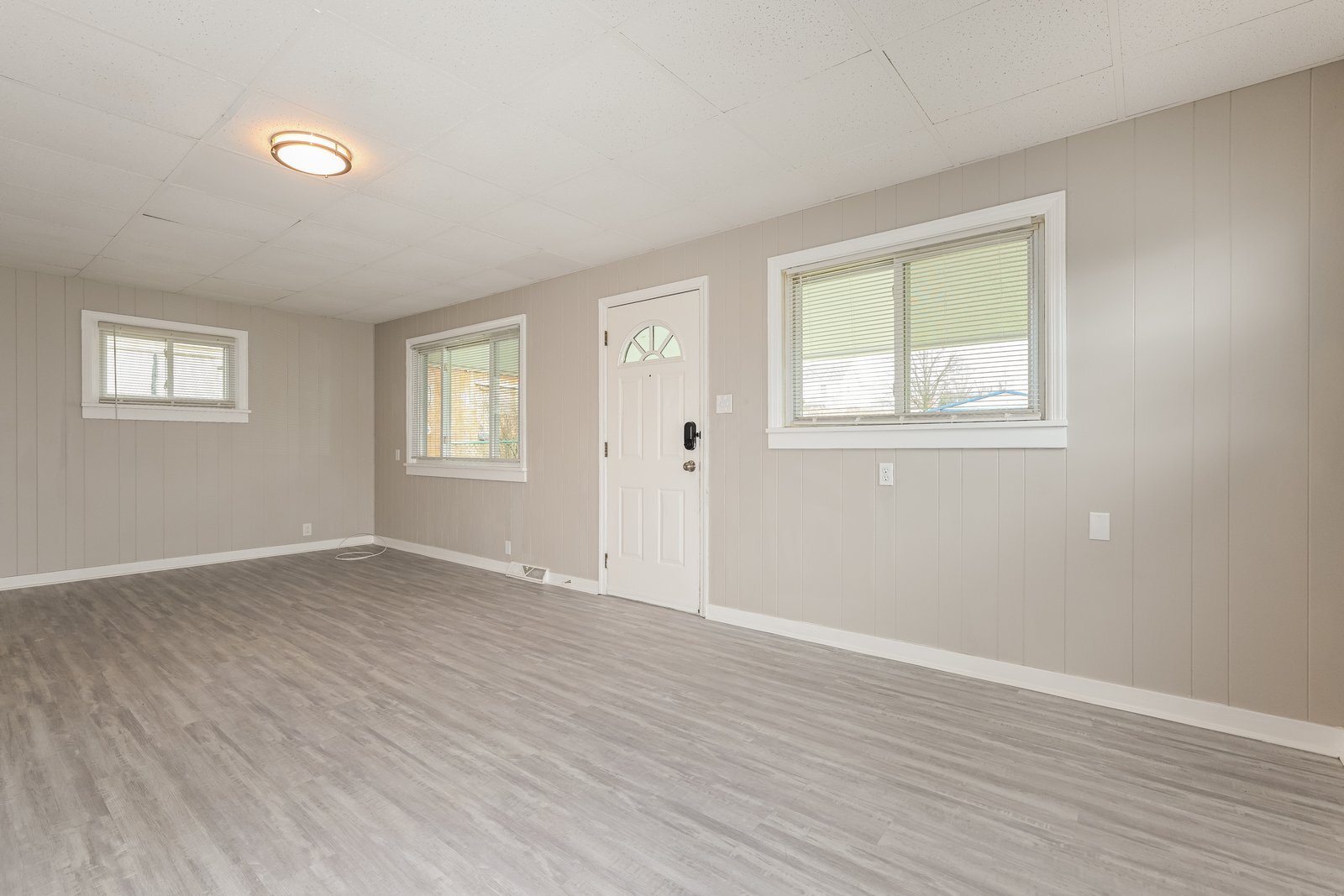 Building Photo - 933 Sycamore St