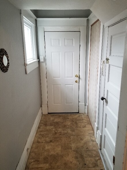 Building Photo - 3316 Renick St