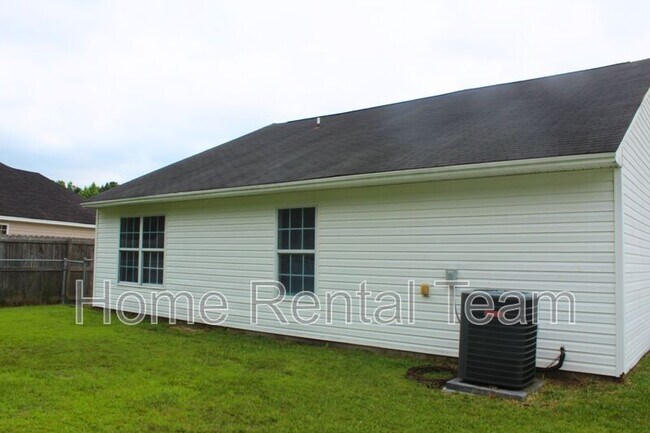 Building Photo - 132 Bluelake Blvd