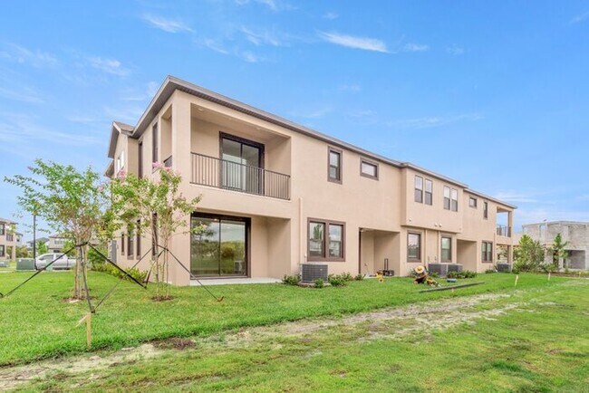 Building Photo - 4619 Almada Ln