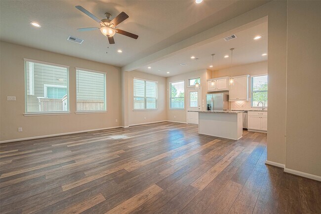 Building Photo - 16111 Northern Cardinal Ln