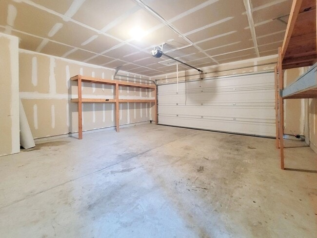 Building Photo - 1007 Ranchero Rd