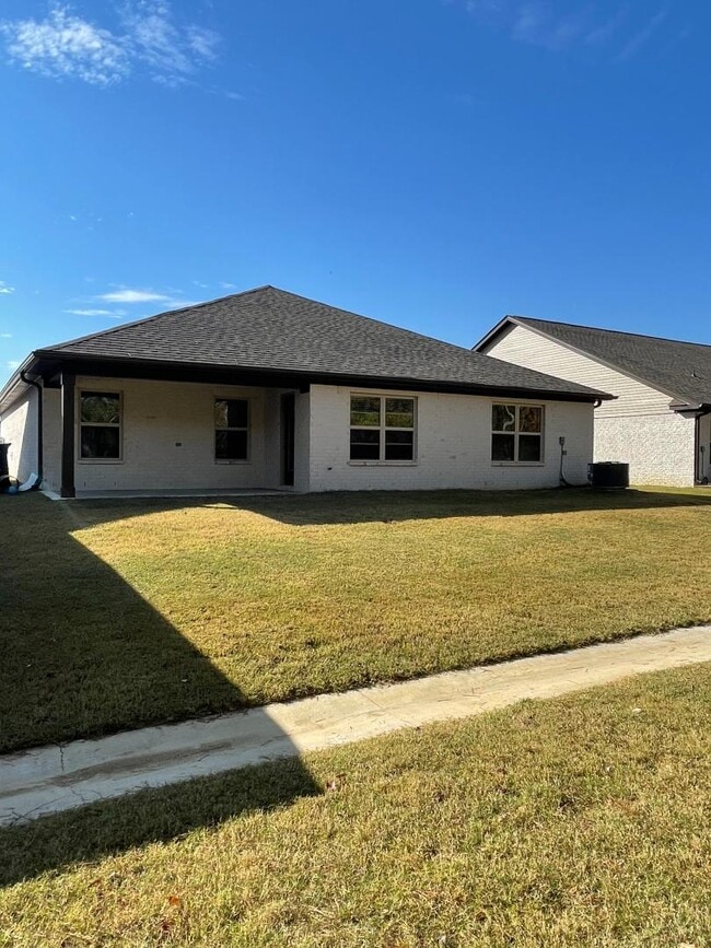 Building Photo - 129 Waltrip Dr