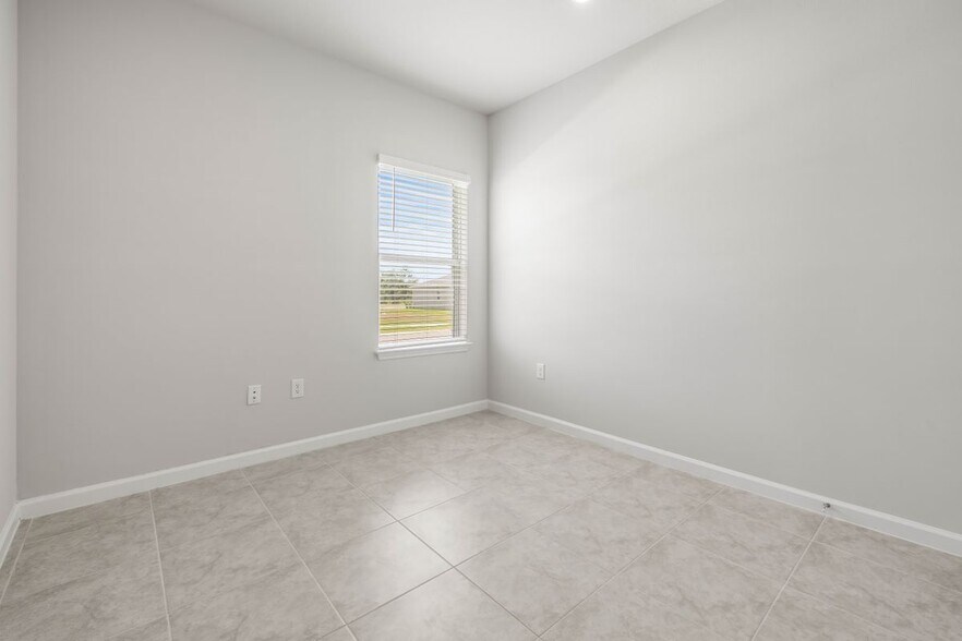 Building Photo - 35572 Quartz Lk Dr