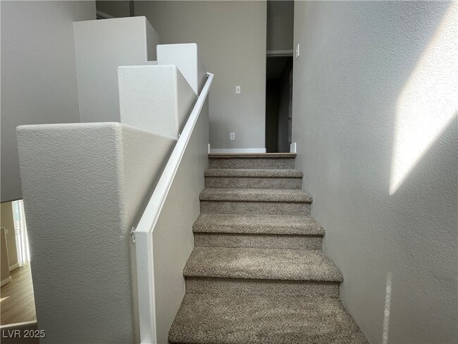 Building Photo - 8463 Antique Cameo Ave