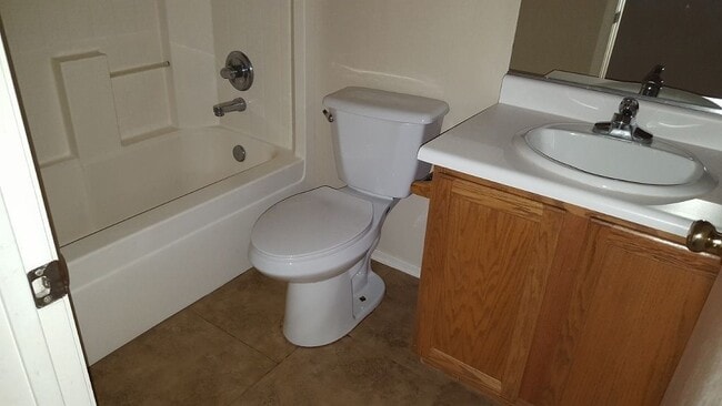 Building Photo - 14928 N 150th Ln