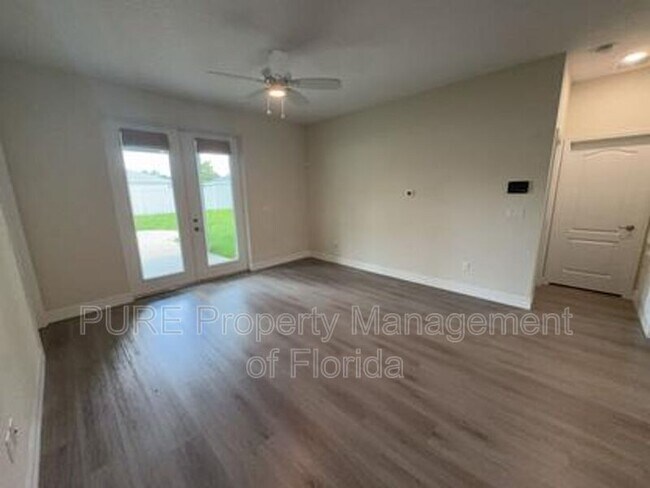 Building Photo - 13831 SW 33rd Terrace