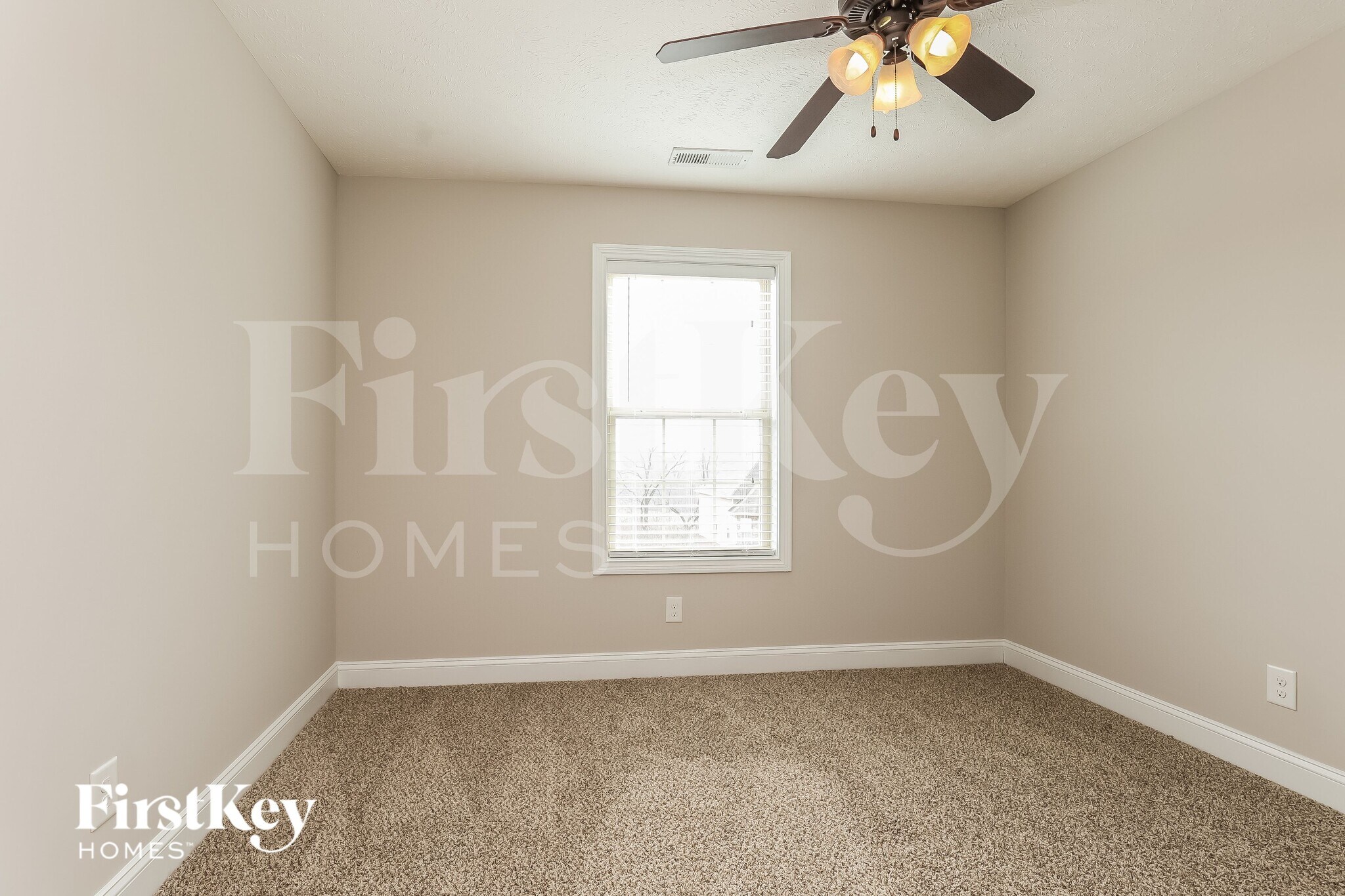 Building Photo - 1129 Stillwood Dr