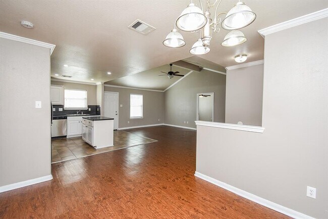 Building Photo - 6902 Manor Terrace Ln
