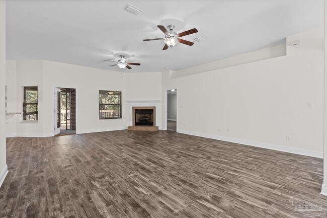 Building Photo - 5810 Red Cedar St