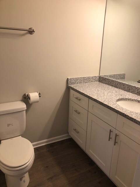 Building Photo - 413 Carol Dr