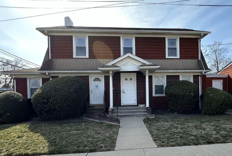 Building Photo - 2566 Nottingham Way