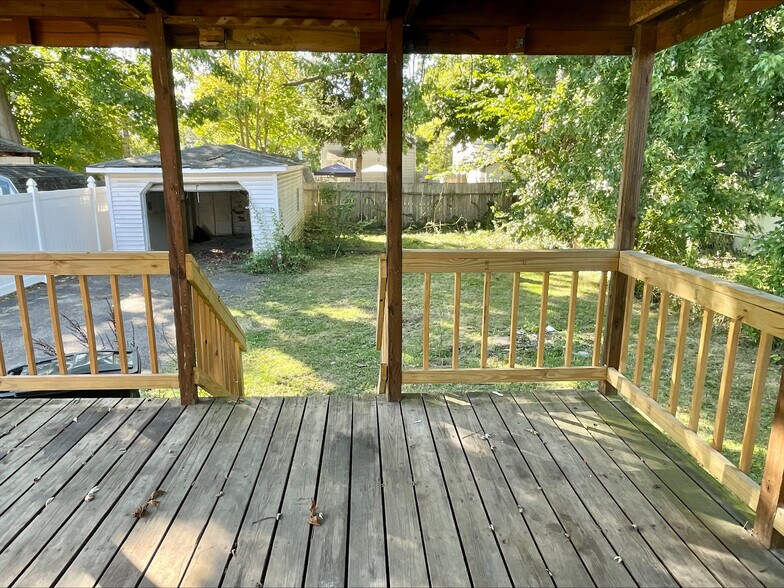 Building Photo - 1022 Herberich Ave