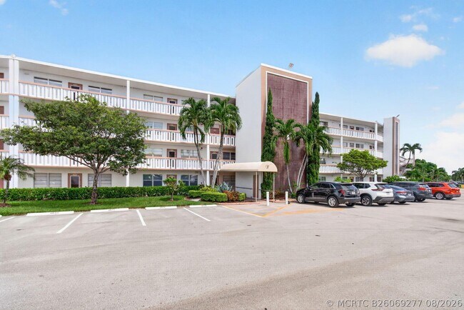Building Photo - 3030 Wolverton E