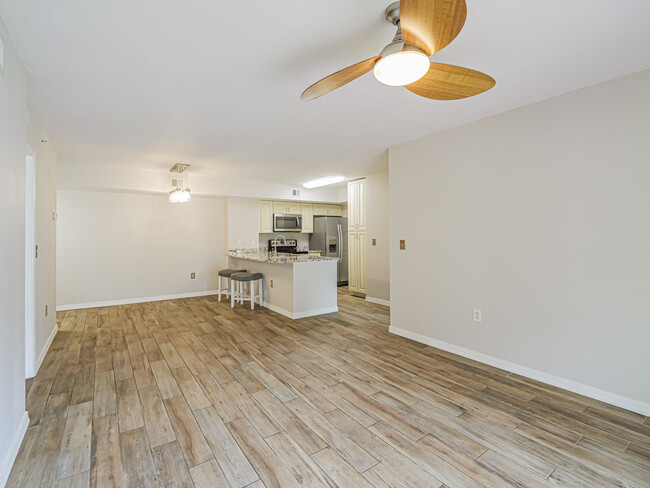 Building Photo - 1590 S 42ND Cir