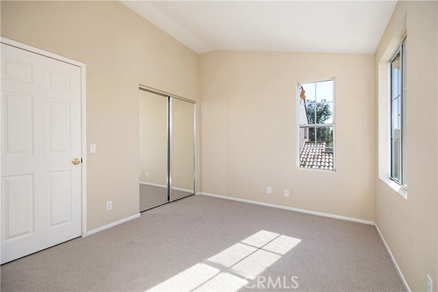 Building Photo - 41 Paseo Vespertino