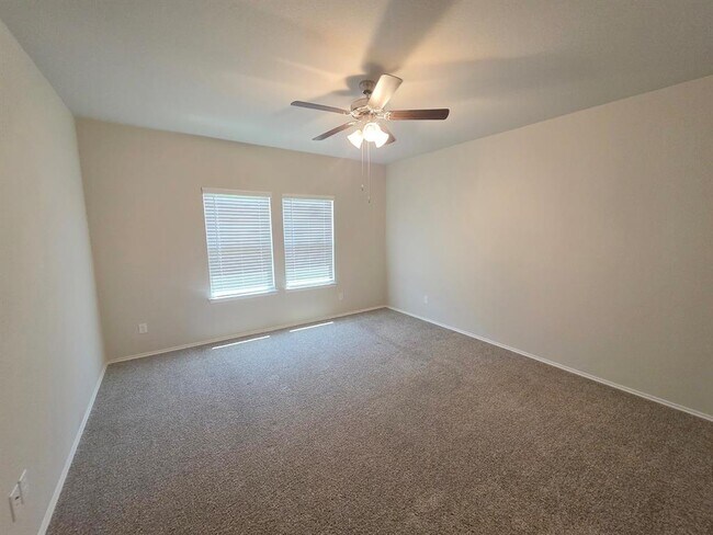 Building Photo - 13824 Rock Island Trl