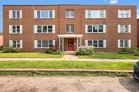 Building Photo - 2 Sherman Terrace